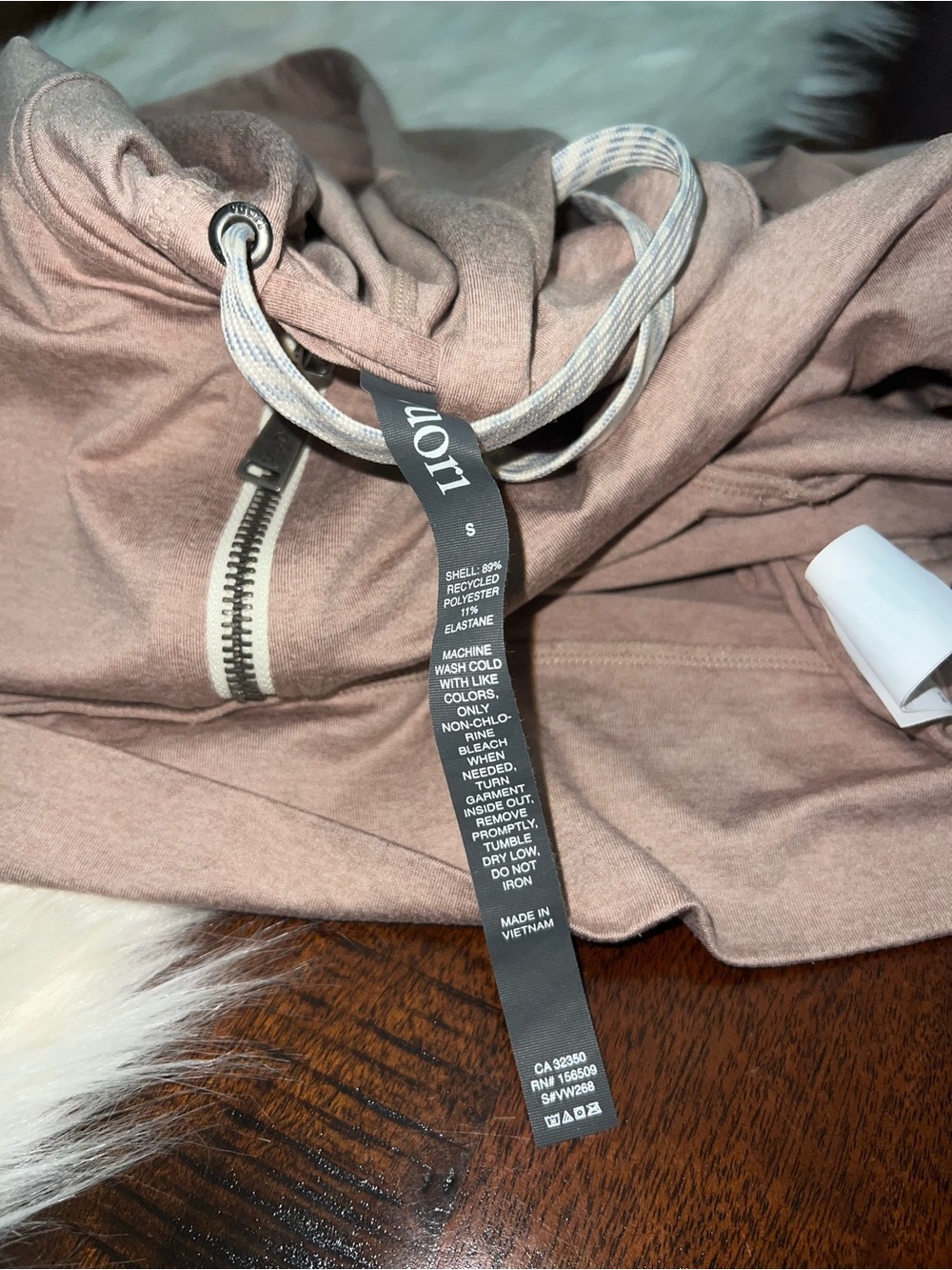 Vuori Zip Hoodie Size Small Dusty Pink Full Zip Hooded Sweatshirt - Picture 3 of 3